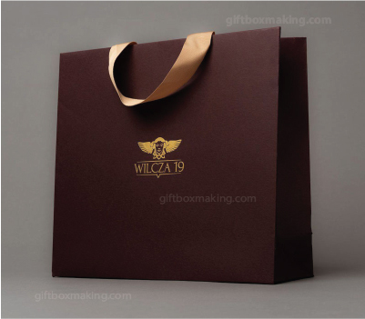 customized paper bag with gold foiling in dubai at factory price